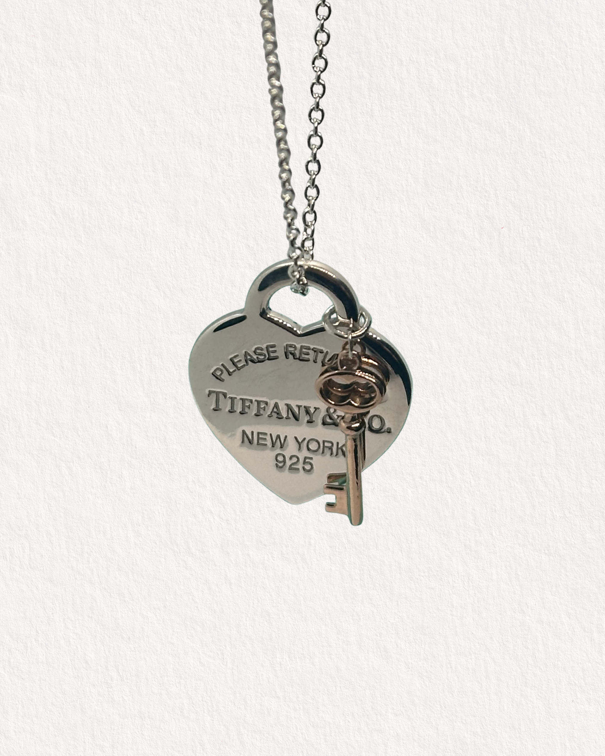 Tiffany & Co Return to Tiffany Heart and Rubedo Key